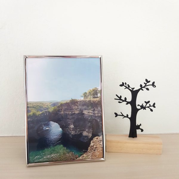 Centre Photo Frame / Picture Frame - Glossy Silver